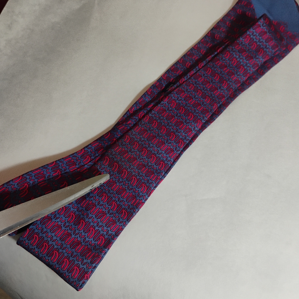 Hermes Geometric Intercalating Geometric Pattern … - image 3